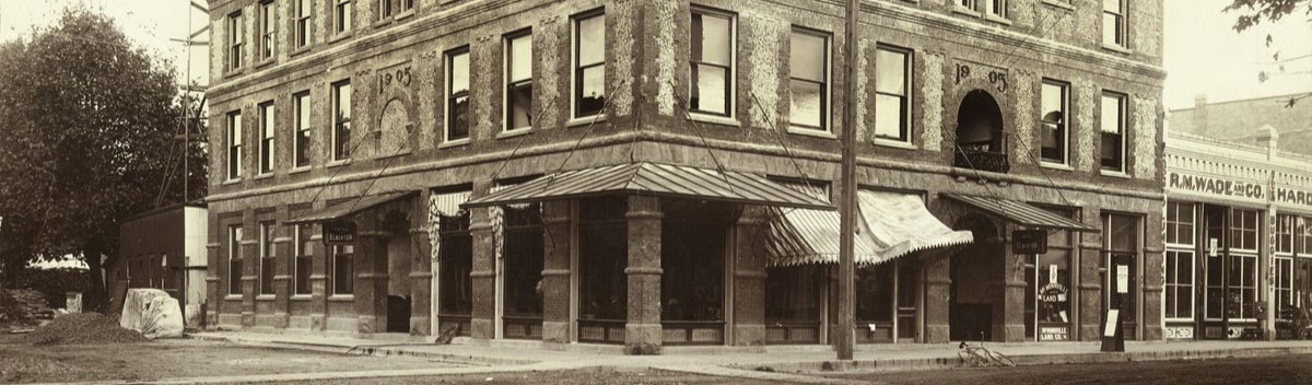 <h3>THIS PLACE WAS KNOWN AS HOTEL ELBERTON IN ITS EARLY DAYS</h3>